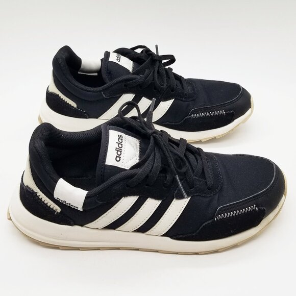 Adidas Women's Retrorun Running Sneakers from Finish Line Size 6 Black Comfort - Picture 8 of 16